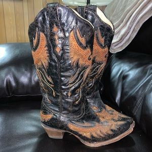 Black and orange rhinestone cowboy boots. (Size 7)
